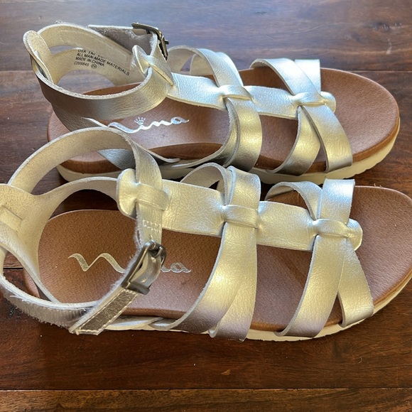 Nina Girls Silver Sandals Size 1 - Picture 2 of 6